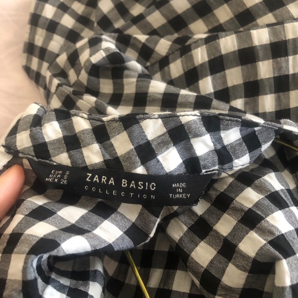 Zara Ruffle Sleeve Gingham blouse - Picture 5 of 5